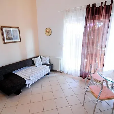 Appartement In With Seaview, Terrace, Air Condition, Wifi Kali