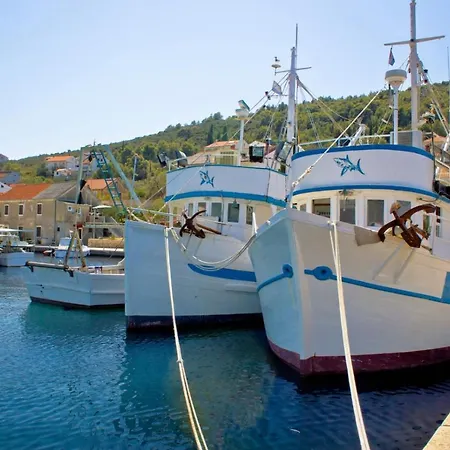 Apartman In With Seaview, Terrace, Air Condition, Wifi *