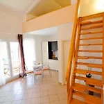 In With Seaview, Terrace, Air Condition, Wifi Daire *