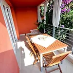 Daire In With Seaview, Terrace, Air Condition, Wifi *