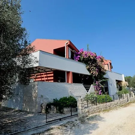 Апартаменты In With Seaview, Terrace, Air Condition, Wifi *