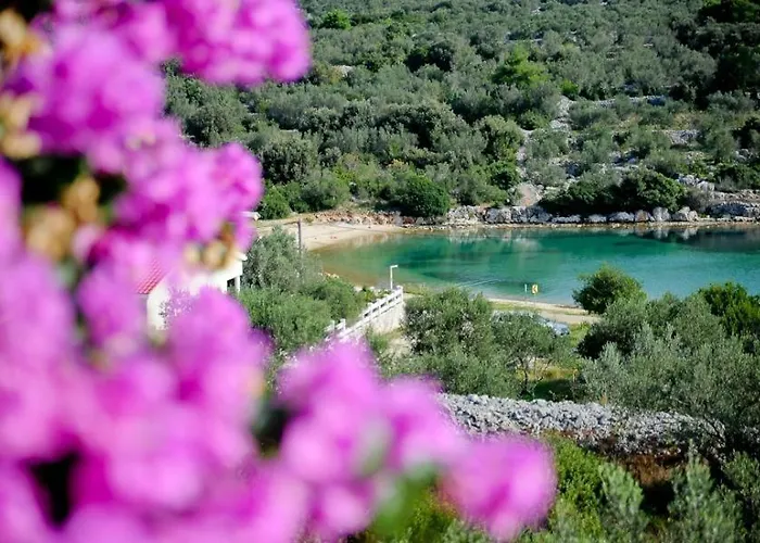 In With Seaview, Terrace, Air Condition, Wifi * Кали