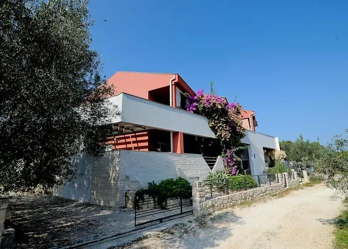 Apartament In With Seaview, Terrace, Air Condition, Wifi *